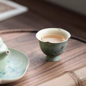 Gardenia Petal High Footed Cup
