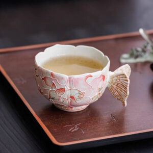 Caramel Glazed Ceramic Fishtail Teacup