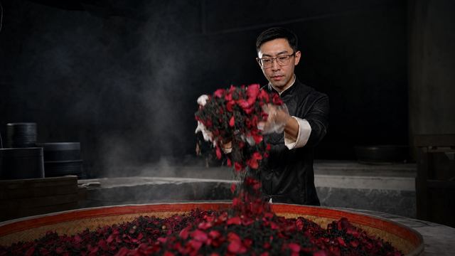 iTREE founder and herbal tea craft